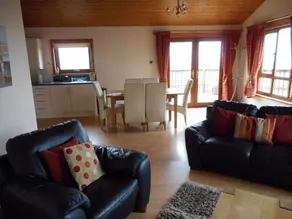 Copper Beech Lodge - Image 5