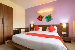 Capital O 14972 Hotel Ekaa - Image 2