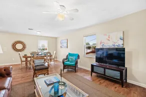 Adorable Beach Cottages in Panama City Beach by Panhandle Getaways - Image 5