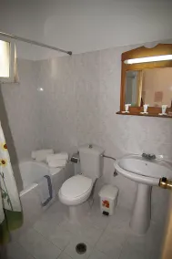 Stella View - Adults Only - Image 3