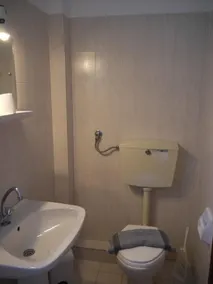 Crystal Apartments - Image 4