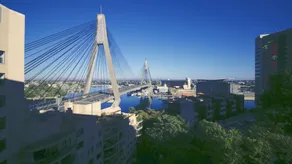 Master Room With Bays View Near Darling Harbour - Image 5
