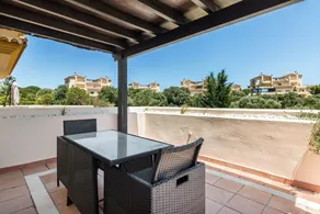 Charming 4-bed Villa in San Roque - Image 5