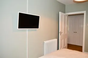 Edinburgh Modern and Central Flat - Image 4