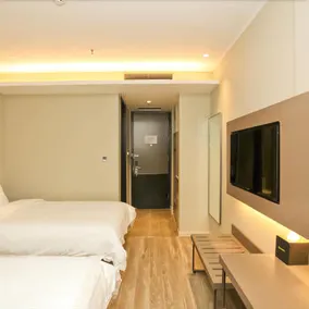 Home Inn Plus Dalian High-Tech Park Wanda Plaza - Image 5