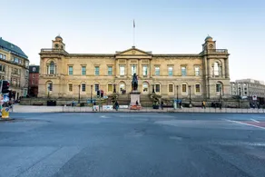 Central Home Off Royal Mile - Image 4