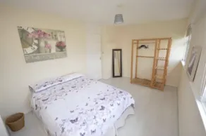Well Presented 1-bed Apartment in Birmingham - Image 2