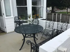 Sea Vista Overlooks Beach With Stunning sea Views - Image 2