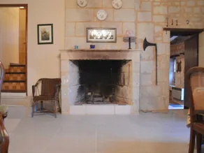 Cozy Holiday Home Near Forest in Lerné - Image 3