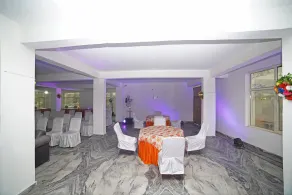 Hotel Mohan Palace by OYO Rooms - Image 4