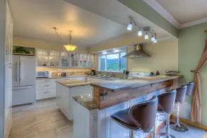The Cedar Field Vacation House - Image 4