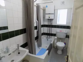 Comfort Rooms - Image 2