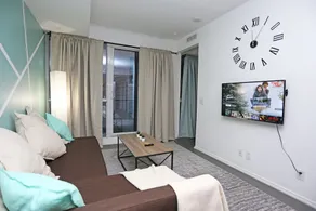 Marvelous 2 Bdrm in Downtown Toronto - Image 5