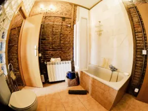 Lollipop Flats Plaza Mayor Suite - Image 5