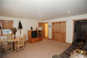 Moose Meadow Retreat Private Home with Hot Tub - Image 2