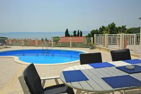 Luxury Accommodation Mirula - Image 3