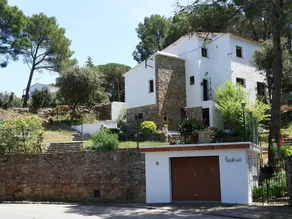 Holiday Home in Begur With Swimming Pool - Image 2