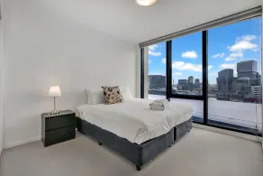 MJ Shortstay Whiteman St Apartment - Image 2