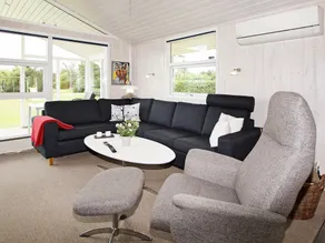 Alluring Holiday Home in Hemmet With Sauna - Image 4