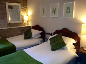 Manor Farm House - Image 2