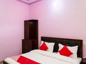 OYO 13829 Home Cozy Hill View Plaza McLoad Ganj - Image 2