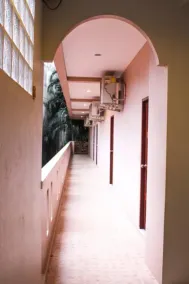 Sharaya Kata Hotel - Image 4