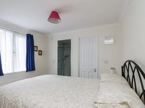 Pine Tree Lodge - Image 2