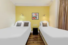 Grantly Hotel - Image 4