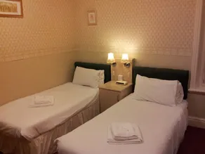 La Tour Hotel - Image 4