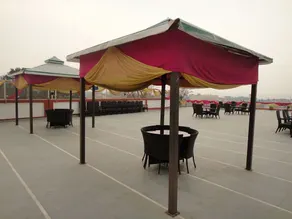Orange Resort - Image 3