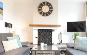 Beautiful Home In Bruinisse With Wifi - Image 2