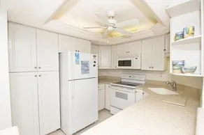 Sst4-609 - South Seas Tower 2 Bedroom Condo by Redawning - Image 2