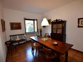Two-family Home With Private Garden 100 Metres From the Lake and Beach - Image 4