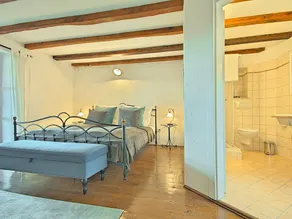 Renovated Holiday Home With Private Pool at 5 km From the Resort of Porec and Beach - Image 3