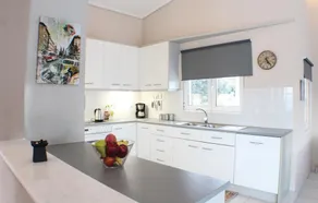 Stunning Home in Chalkida With 3 Bedrooms and Wifi - Image 2