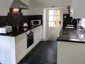 Coachman's Cottage - Image 5