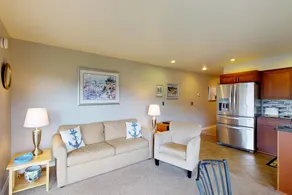 Lake Chelan Shores 2BR with Resort Access - Image 2