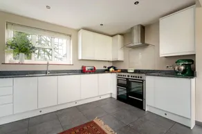 Rydon Court - Luxury family home with extensive views over Exeter Golf Course - Image 5