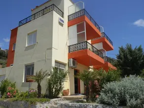 Atlas Studios & Apartments - Image 4