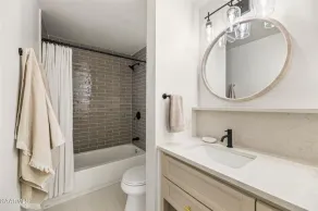 Stone Cottage - 3 Bedrooms, 1.5 Baths, Sleeps 6 2 Home by Redawning - Image 5