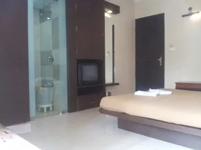 Silver Sands Beach Resort - Image 1
