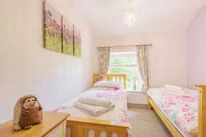 Barr Cottage - Image 4
