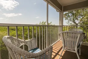 Cove at Sandy Pointe Unit 210 - Image 4