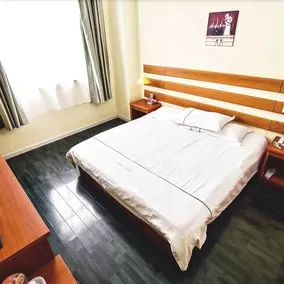 Bestnight Inn - Image 2