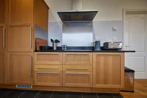 Host Stay Strathview - Image 3