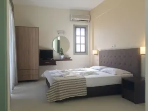 Oleander Apartments - Image 3