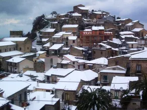 House With in Galati Mamertino With Furnished Balcony and - Image 4