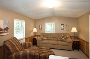 Pet Friendly #1 1 Bedroom Cottage - Image 3