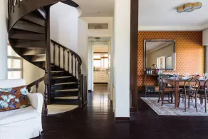 Old Sport Mansion - Image 2