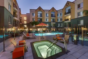 Global Luxury Suites At Lincoln Boulevard - Marina del Rey - Image 2